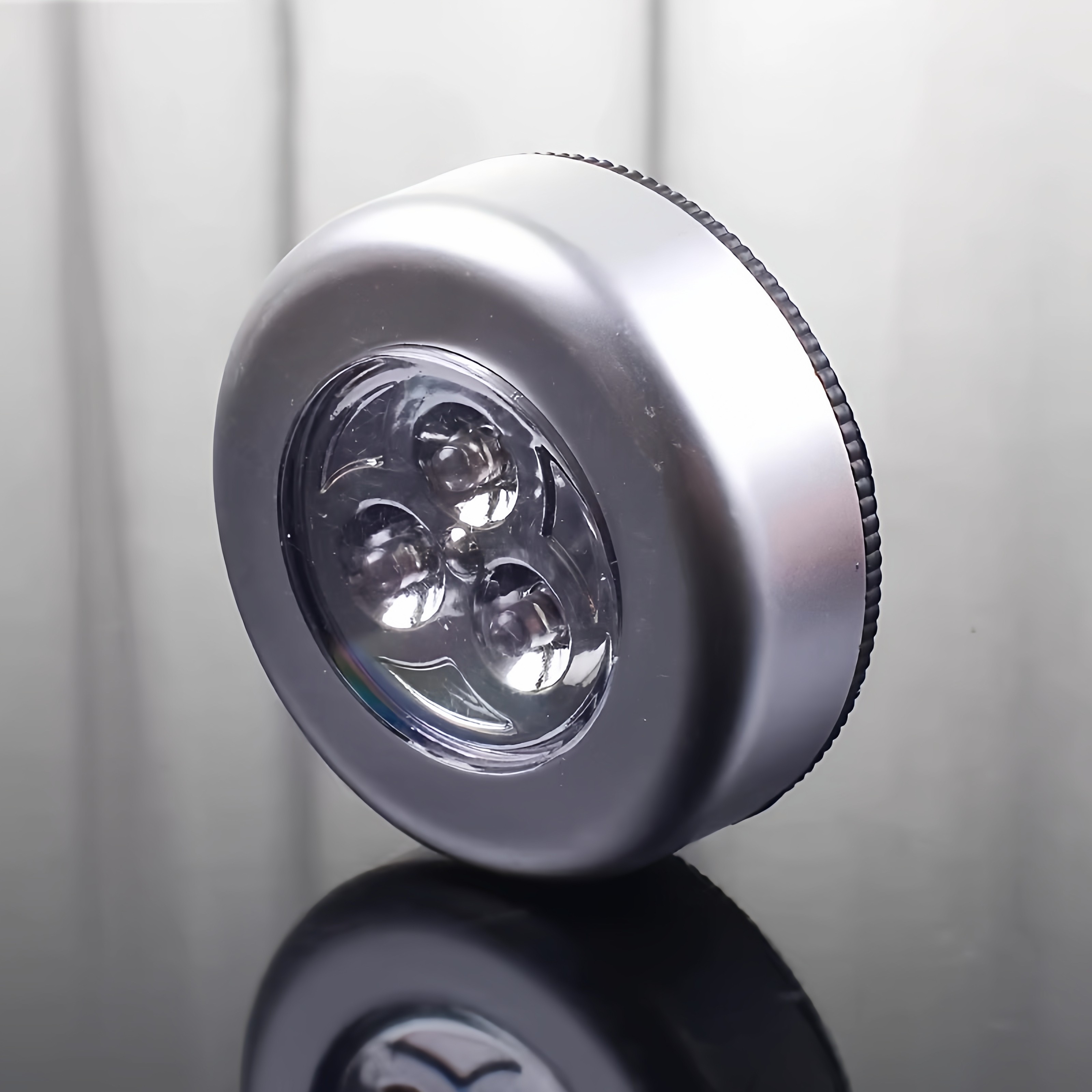 室触摸小夜灯宿舍寝室节能led不插电贴墙壁磁吸感应电池床头灯,淘宝优惠券,粉丝福利购,淘宝优惠卷