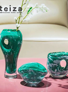 白色样板间珊瑚OTEIZA简约现代