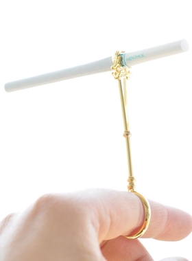 时尚个性小手烟夹烟托 男女游戏手机办公吸烟戒指烟嘴跨境