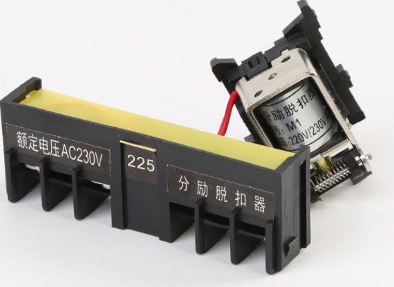 CM1NM1CM3TGM1RMM1塑壳断路器分励脱扣器AC220V380VDC24V - 图3