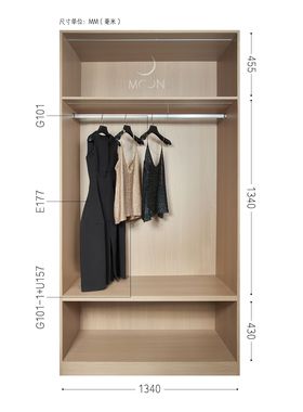 MOON慕空间轻奢样板房衣帽间女士衣柜衣服吊带连衣裙摆件软装饰品