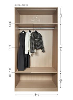 MOON慕空间现代轻奢样板房衣帽间女士衣柜衣服外套连衣裙摆件道具