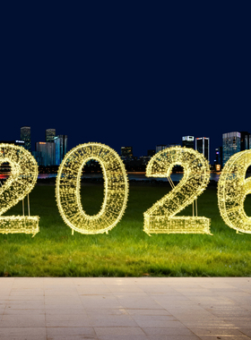 卡通网红拍照打卡马雕塑