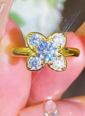 进口D色莫桑石四叶戒指女款