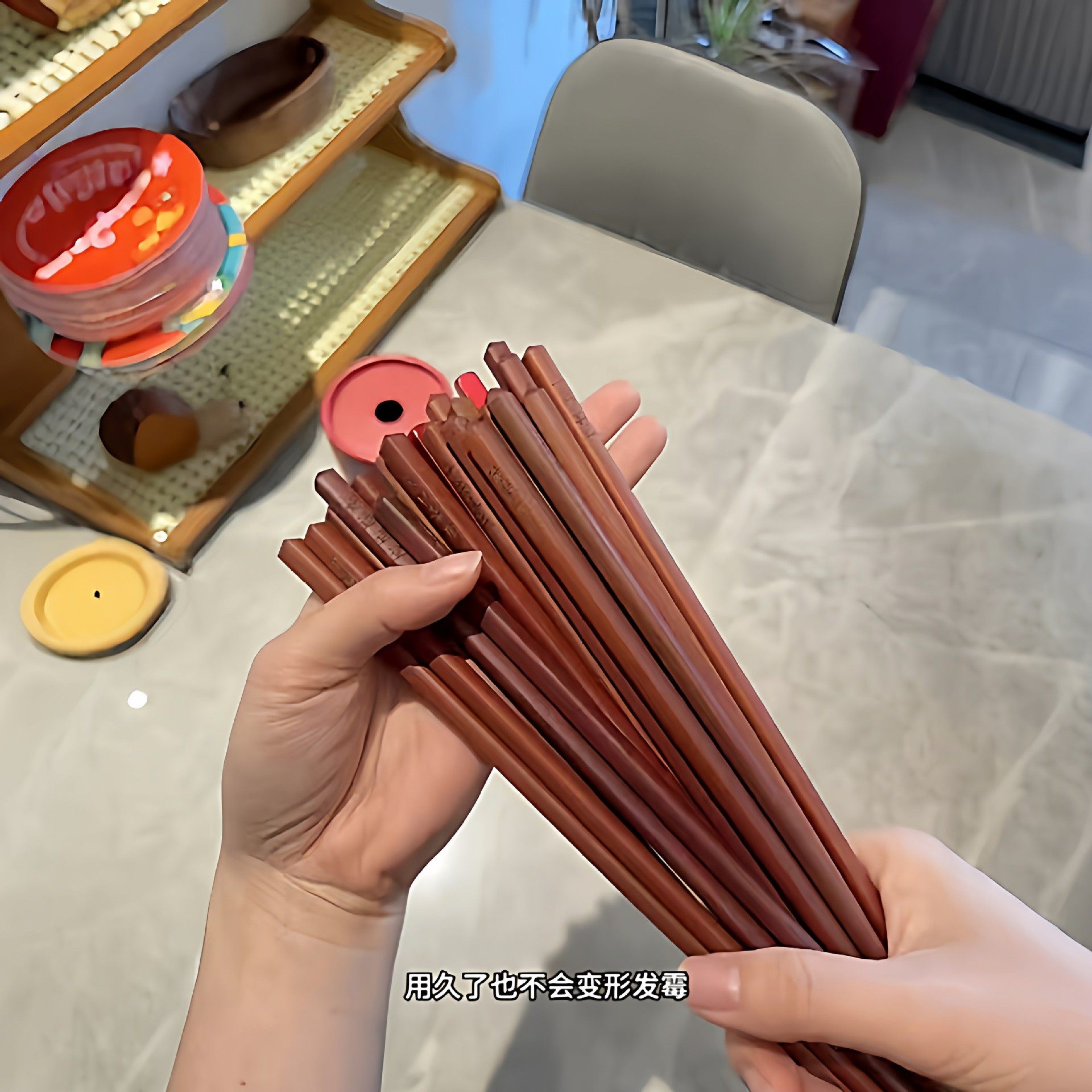 新年筷子马年新款国风许愿筷子红檀木家用新年礼盒筷高档过年送礼,淘宝优惠券,粉丝福利购,淘宝优惠卷