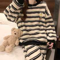 Coral Suede Pajamas Women Winter Stripes Cartoon Two Suits Plus Suede Thickened Minima Warm Can Outwear Home Clothing