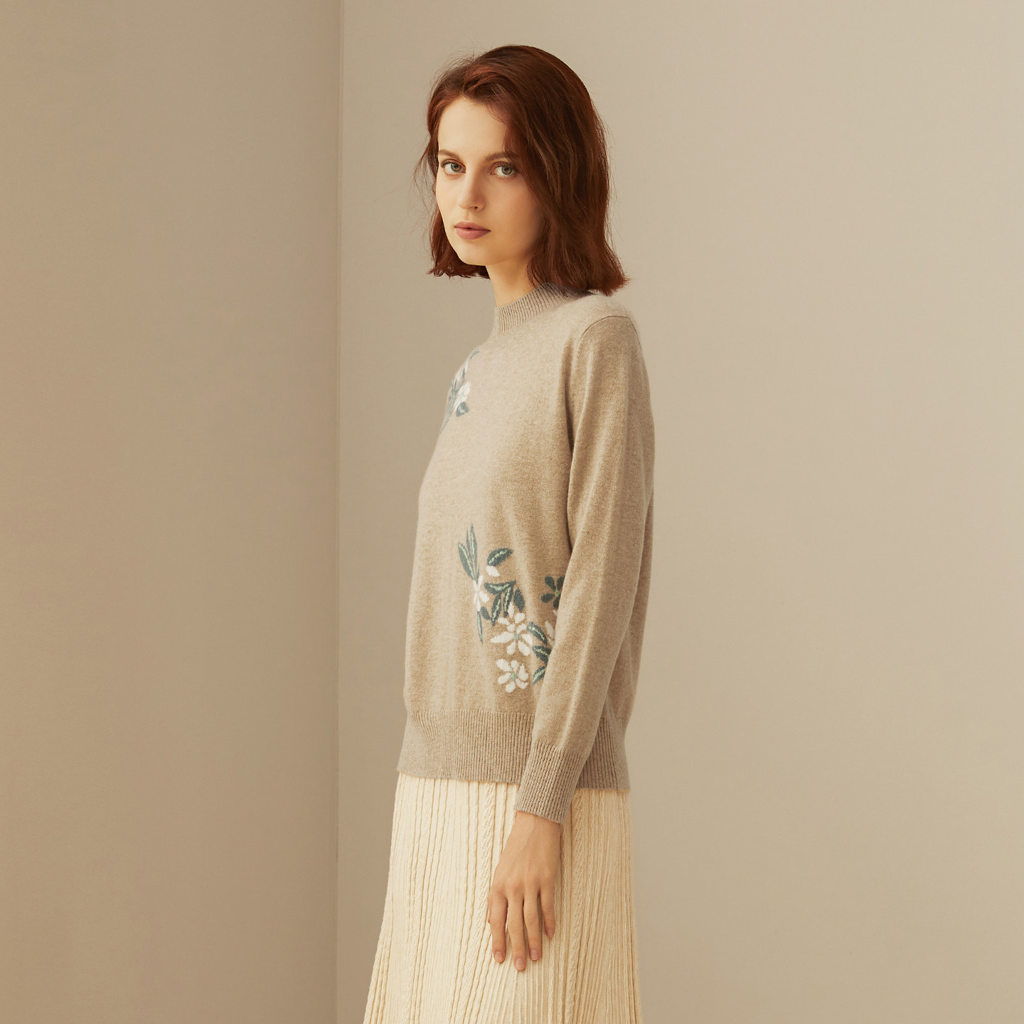 鹿王100%纯山羊绒衫女士半高领针织绣花保暖打底毛衣套衫秋冬新款,淘宝优惠券,粉丝福利购,淘宝优惠卷