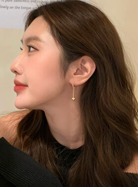韩国东大门新款精致爱心流苏耳环女简约气质设计感小众银针耳圈