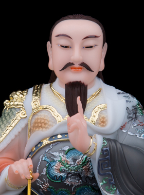 玄天上帝神像汉白玉彩绘摆件