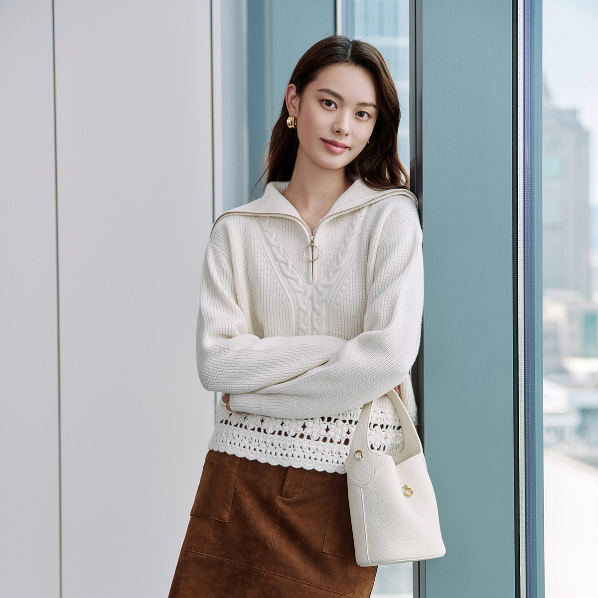 [唐嫣同款]EP雅莹女包 如意云肩水桶中包牛皮斜挎包 25新品B001B,淘宝优惠券,粉丝福利购,淘宝优惠卷