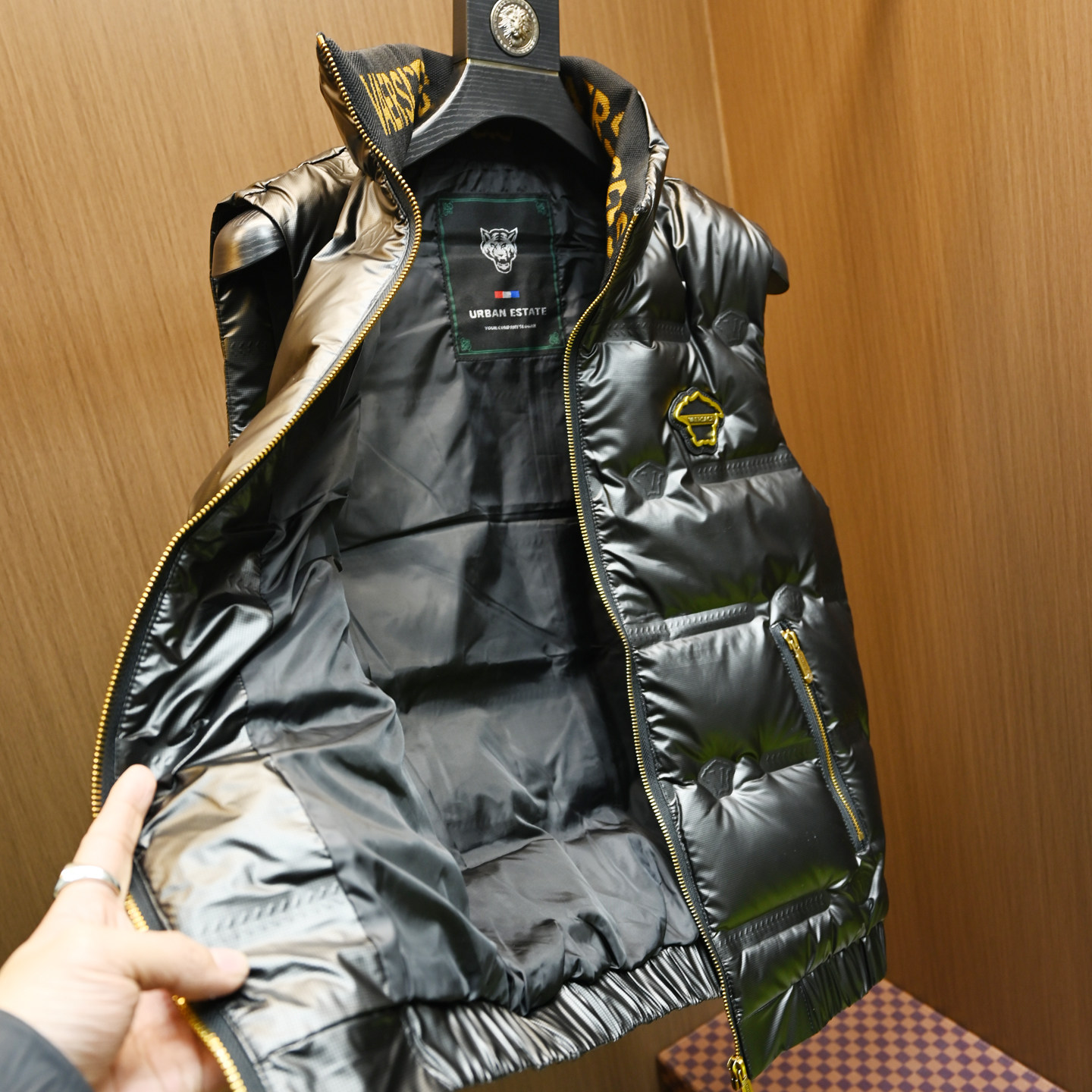 欧洲站潮牌立领羽绒马甲男士冬季保暖修身轻奢青年简约羽绒服外套,淘宝优惠券,粉丝福利购,淘宝优惠卷