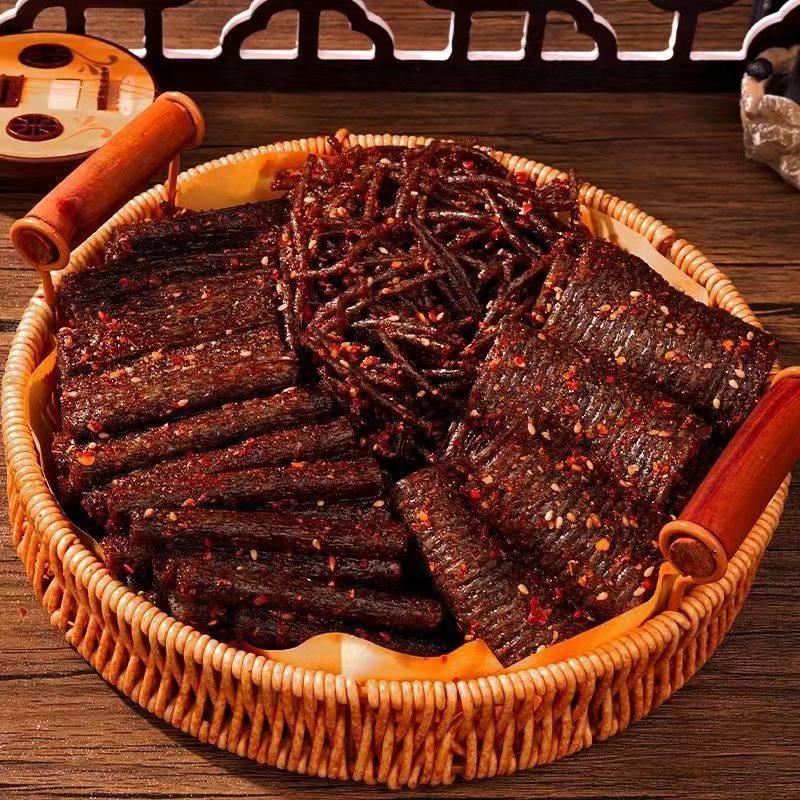 爆款藤椒辣条组合馋外婆黑金辣丝辣棒片小乖湖南特产麻辣手工零食,淘宝优惠券,粉丝福利购,淘宝优惠卷