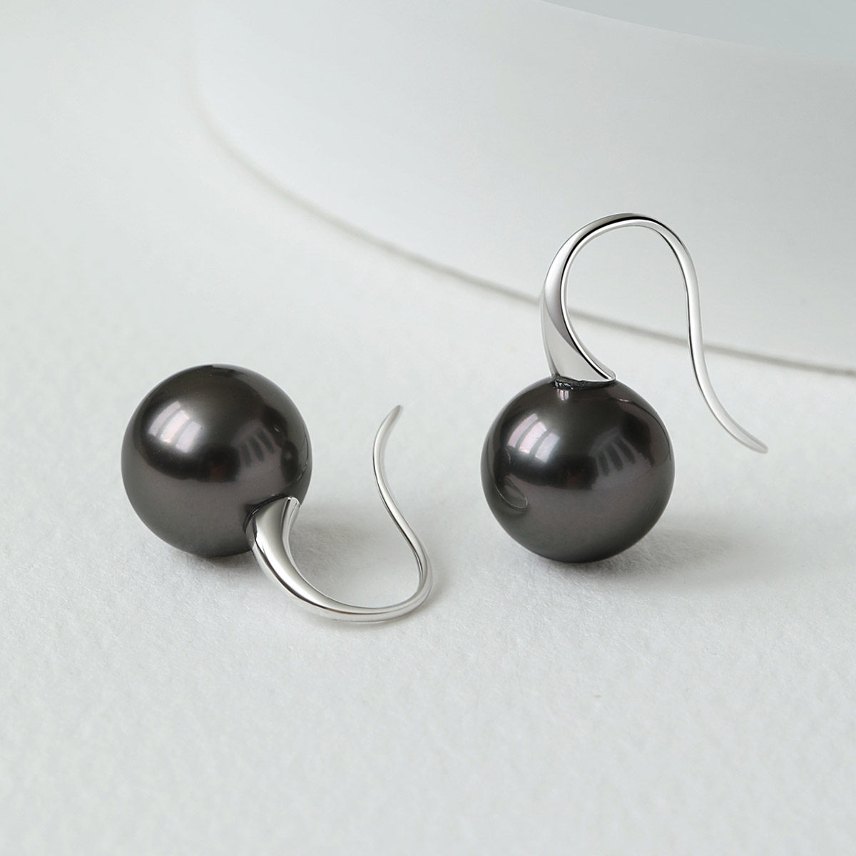 珍珠皇后 18K金大溪地黑珍珠高跟鞋耳钩8-9mm海水珍珠耳饰正圆,淘宝优惠券,粉丝福利购,淘宝优惠卷