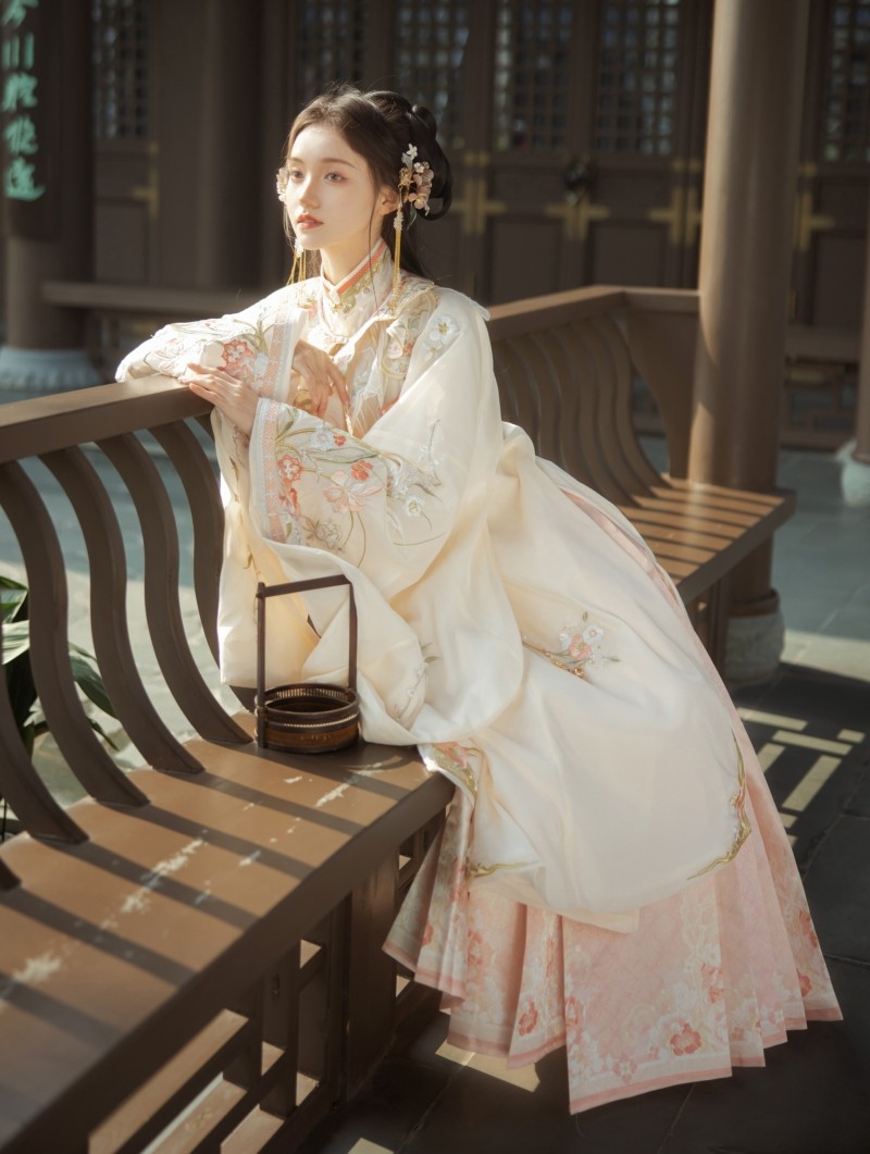 玉术【花团酥】新品原创明制云肩汉服 玉术汉服