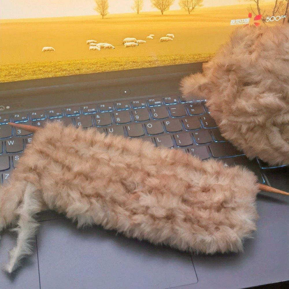 貂绒裘皮绒仿皮草线手工编织围巾diy材料包长毛线围脖送女男朋友,淘宝优惠券,粉丝福利购,淘宝优惠卷