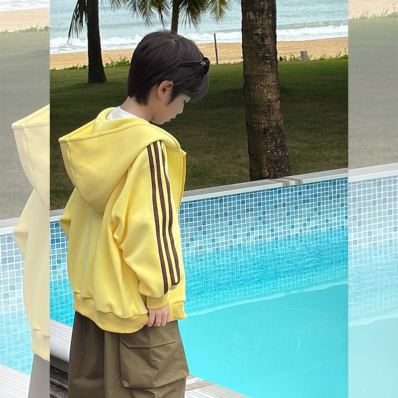 虾酱麻麻男童连帽外套春秋款2025新款男孩洋气撞色儿童装卫衣开衫