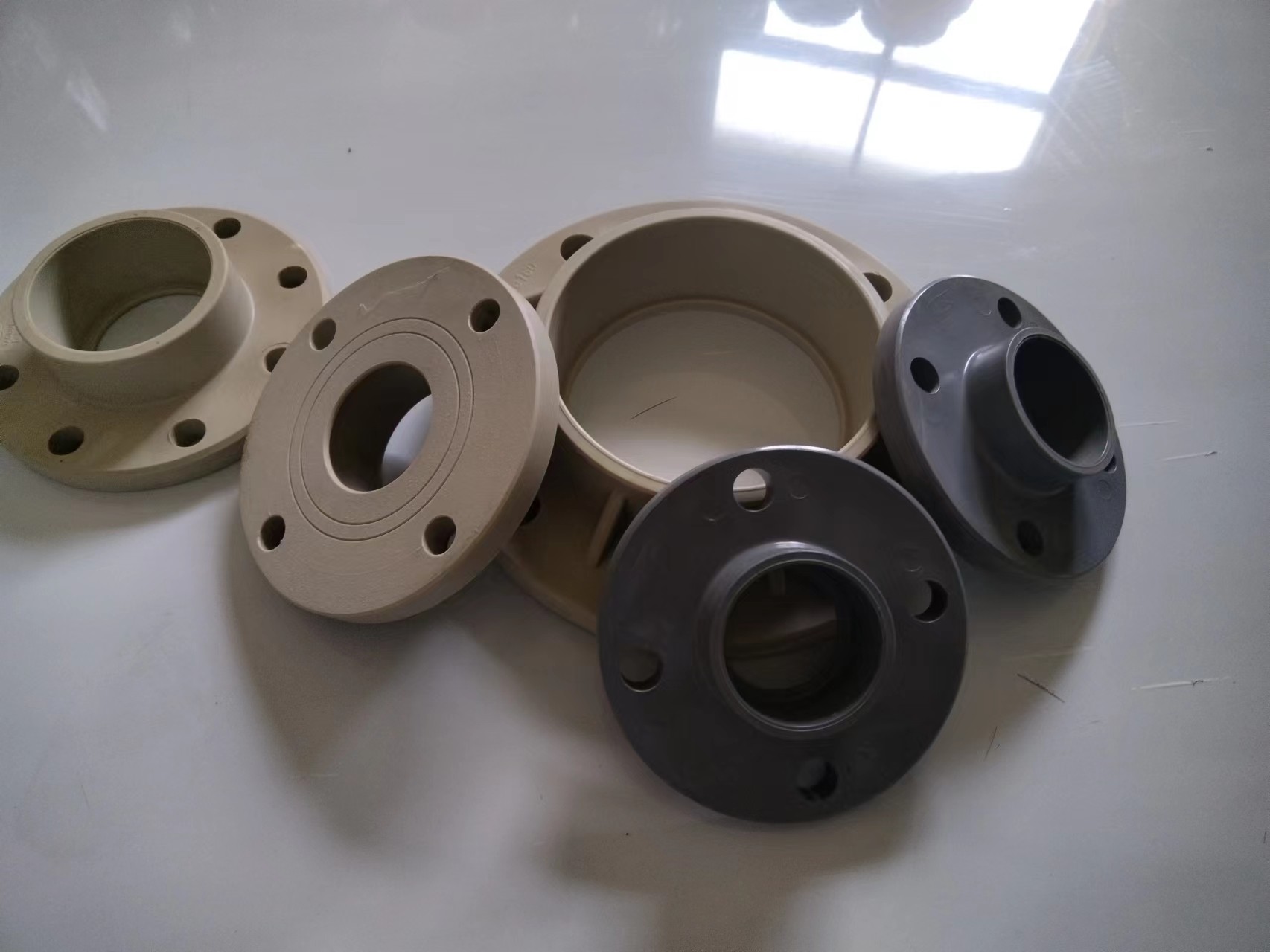 pp塑料法兰 pp法兰 承插焊接法兰片聚丙烯法兰耐酸耐腐dn15