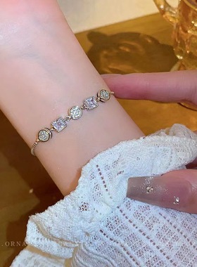 国潮经典品牌时尚简约