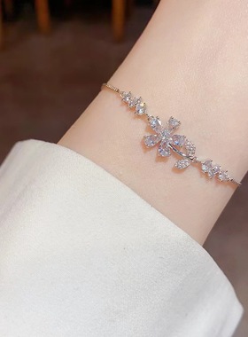 国潮经典品牌时尚简约