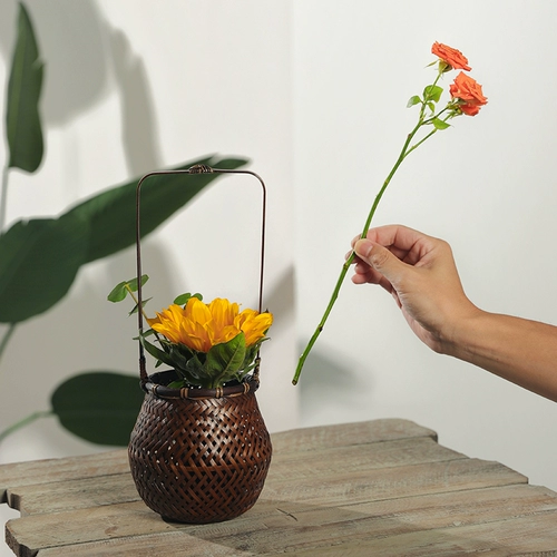 Разное бамбуковое редактирование цветочной сосуды