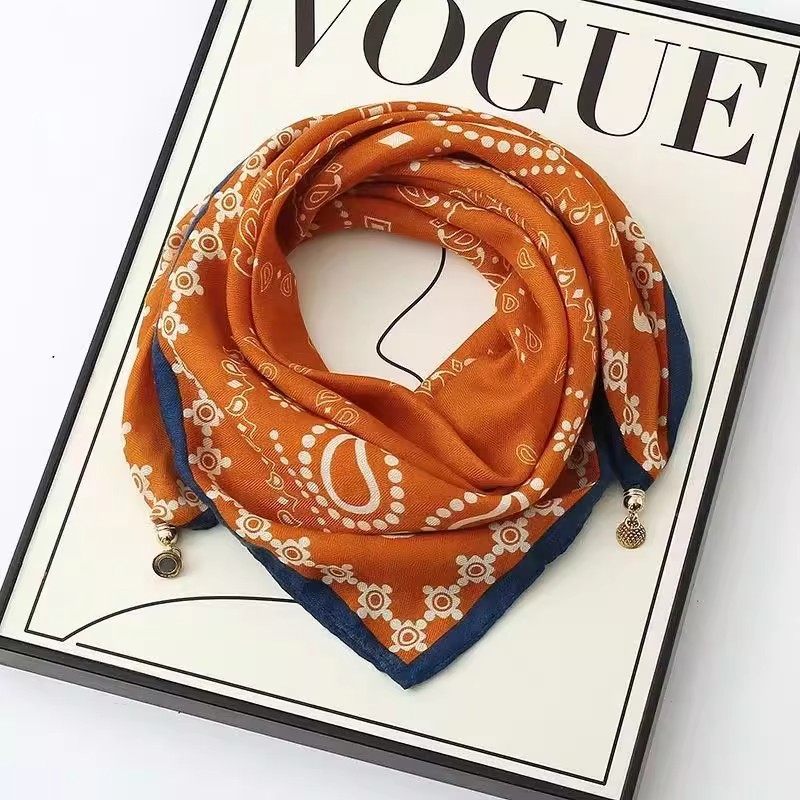 2025新款高级感三角巾时尚磁吸扣小方巾秋冬保暖围脖围巾女丝巾女,淘宝优惠券,粉丝福利购,淘宝优惠卷