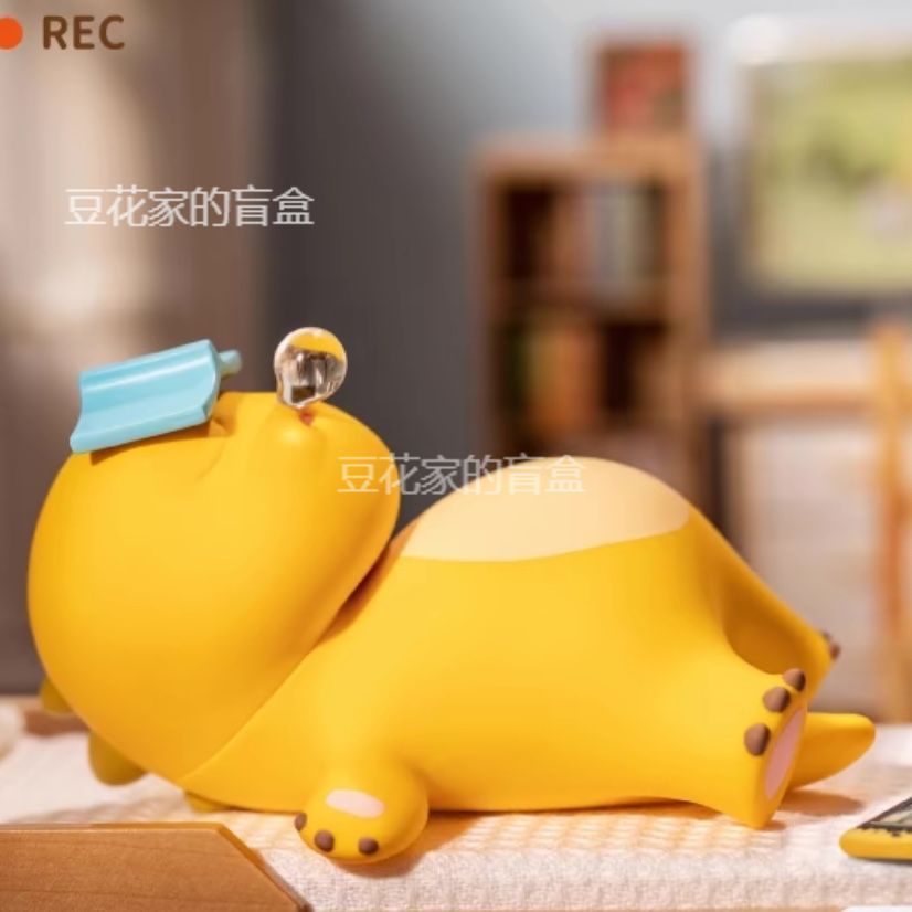 包邮奶龙日常系列盲盒潮玩公仔娃娃汽车摆件桌面模型可爱礼物手办 - 图2