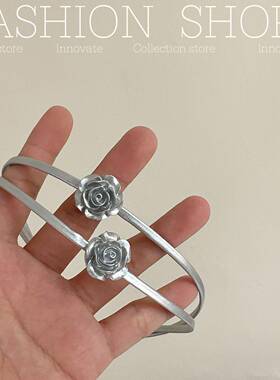 银色玫瑰花锁骨链小众冷淡风choker甜酷辣妹项链2026年新款颈链女