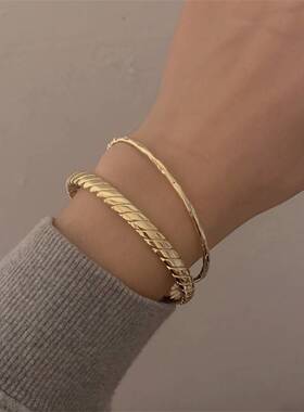 高级感麻花麦穗金属手镯女小众设计复古个性简约气质百搭手饰时尚