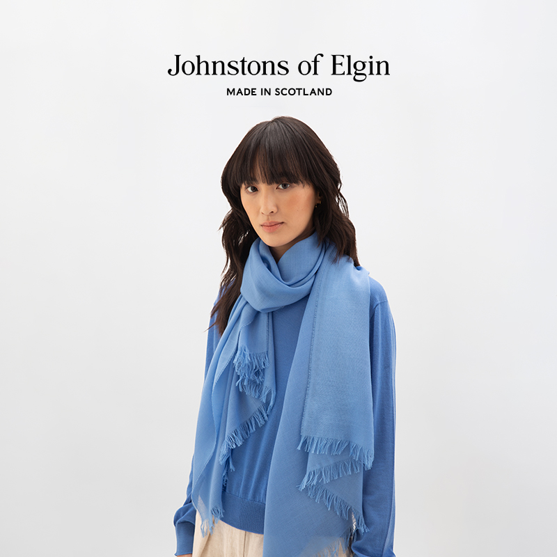 【夏日披肩】Johnstons of Elgin轻薄美利奴羊毛披肩大围巾礼盒 - 图0