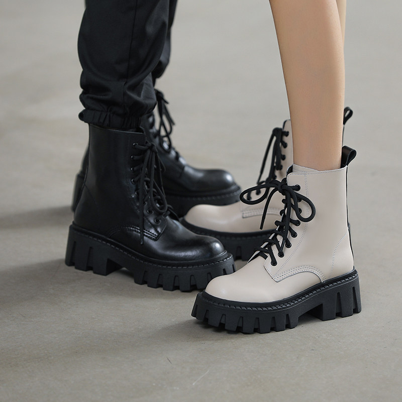 吉步2022年新款厚底侧拉链女马丁靴 吉步马丁靴