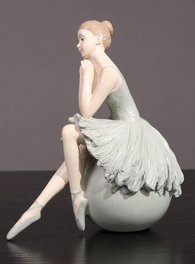 现代简约创意芭蕾舞女孩树脂摆件跳舞H样板房客厅卧室桌面装饰送