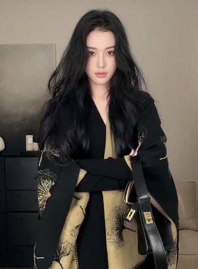 古镇拍照穿搭|千金贵气感披肩