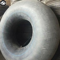 Oversized car inner tube unpacking tyre large car Old tyres available for swimming rings fishing boat fishing catch boat lower nets