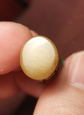 西藏元素12*26mm双面鼓杵红绿料器镶嵌牦牛骨玉化灵骨背云吊坠款