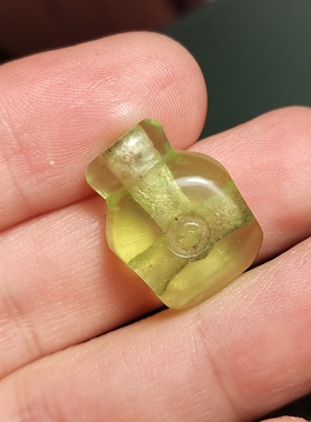 西藏文玩手工透明款绿色料器三通佛头百搭锁骨链手链配饰配件佛头