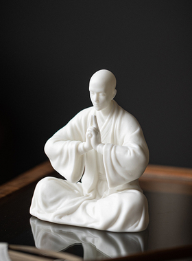 德化白瓷小和尚人物摆件