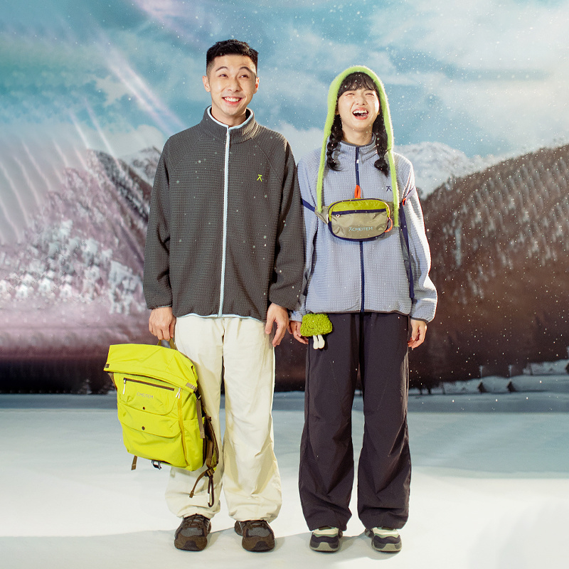 ACMEITEM爱棵米 户外秋冬抓绒立领外套插肩显瘦扩版上衣男女 - 图1