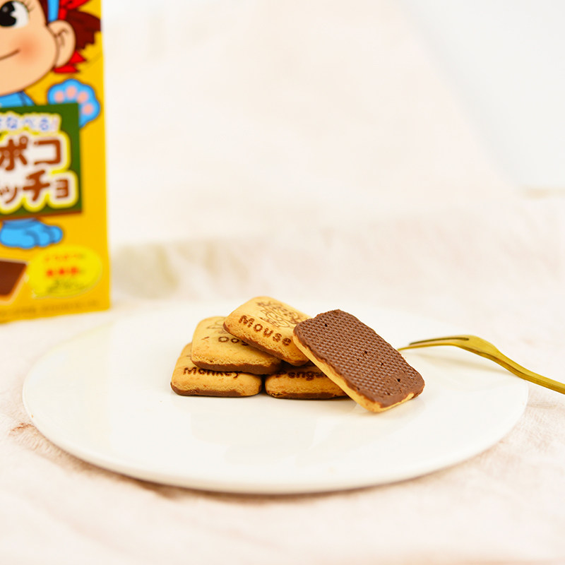 不二家日本进口趣味英语饼干巧克力纯可可脂儿童网红好吃零食