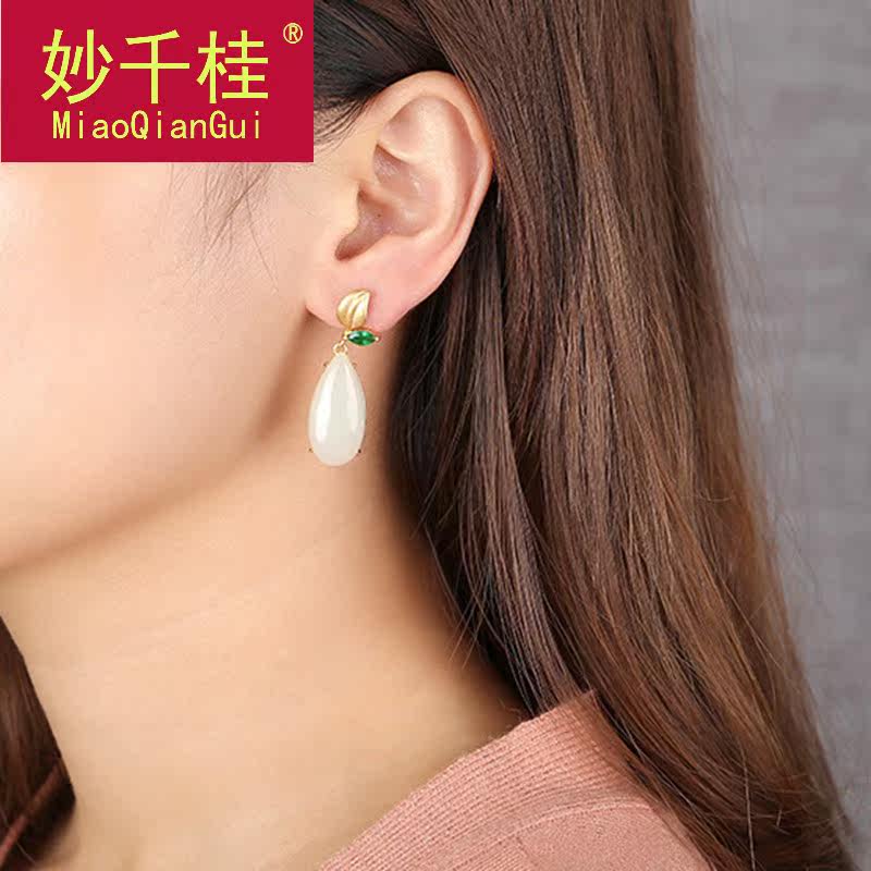 s925镀金水滴形白玉一叶子银耳环 妙千桂耳钉
