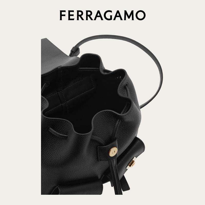 【新年礼物】FERRAGAMO菲拉格慕女士多口袋迷你背包,淘宝优惠券,粉丝福利购,淘宝优惠卷