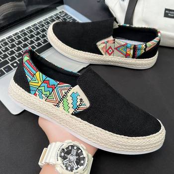 2024 ໃຫມ່ Spring Breathable Cloth Shoes Men's Casual Slip-On Lazy Loafers Men's Old Beijing Canvas Shoes