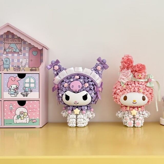 Sanrio Melody Rose Star Language Kuromi Rose Star Wish Moonlight Society assembled fun high building blocks toy for women