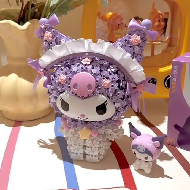 Sanrio Melody Rose Star Language Kuromi Rose Star Wish Moonlight Society assembled fun high building blocks toy for women