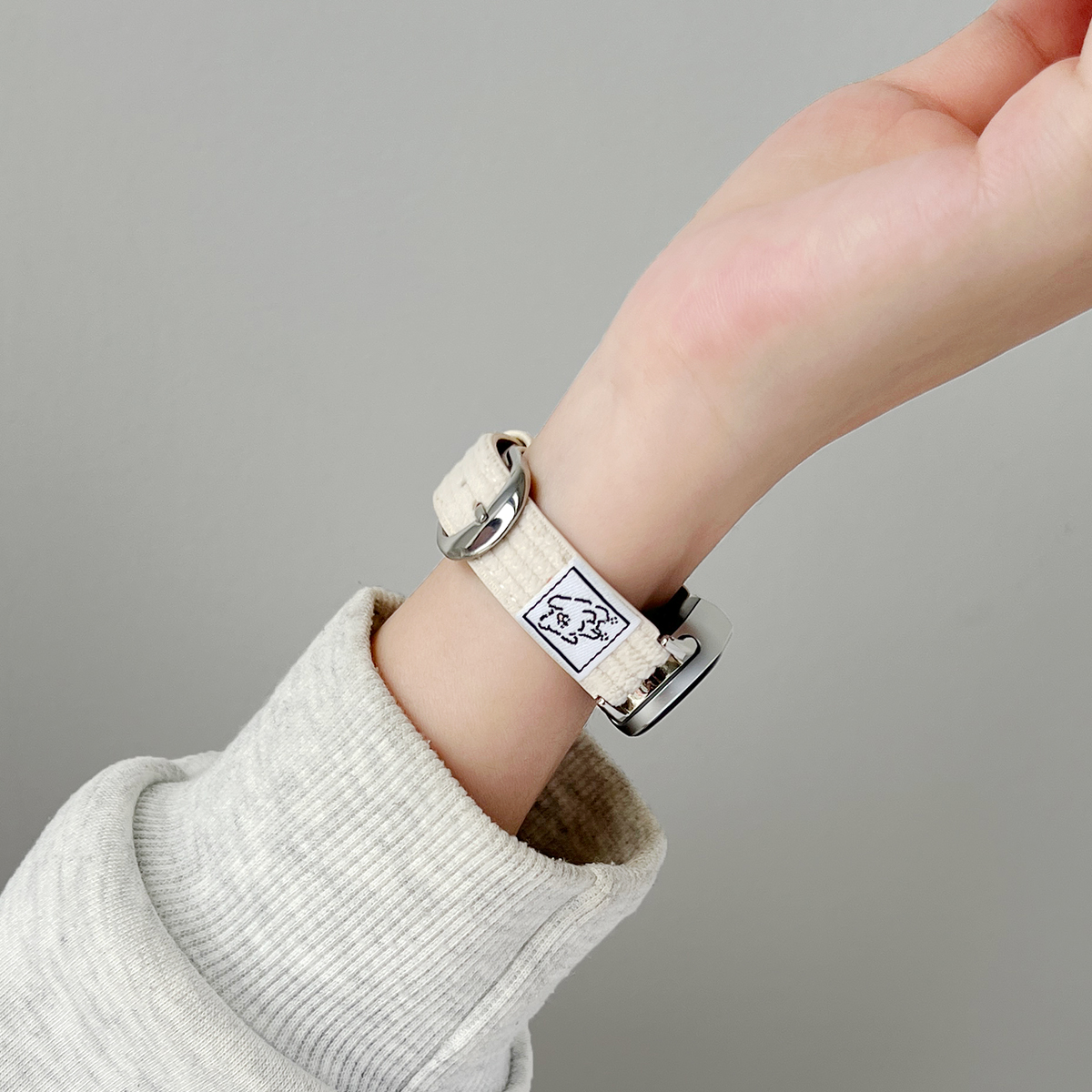 适用小米手环10手表带9nfc版秋冬新款腕带8高级感小众系列7韩系专用手表链6电子智能运动5灯芯绒九十代陶瓷版 - 图3