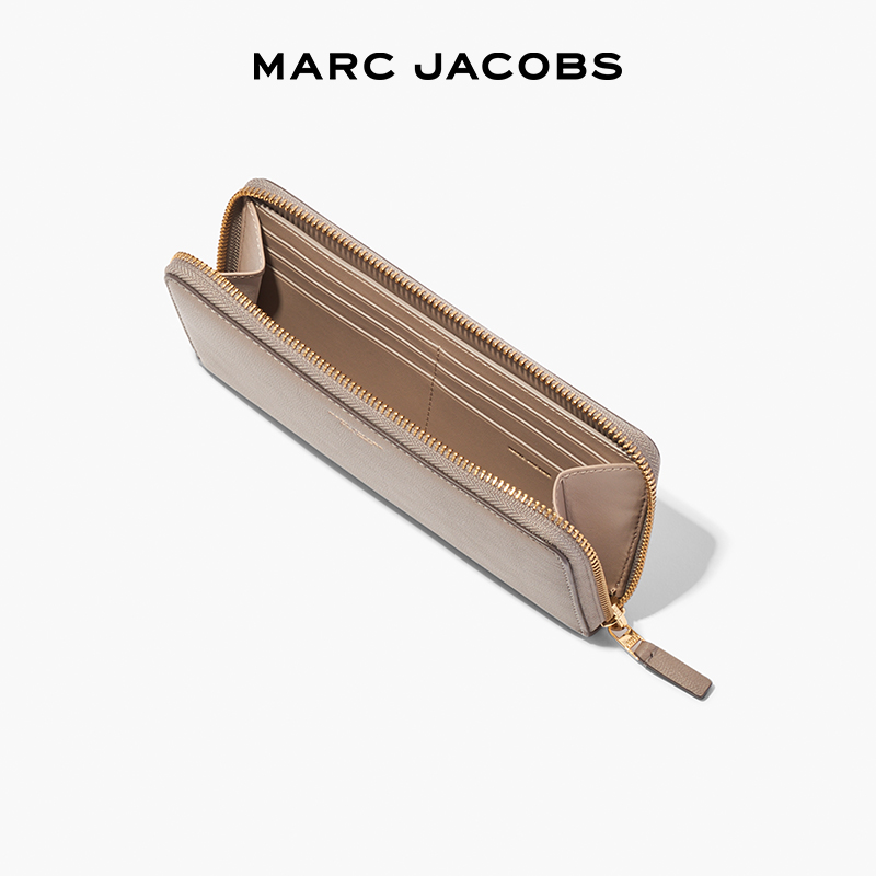 【季末折扣】MARC JACOBS CONTINENTAL WRISTLE羊皮卡包钱包-图2