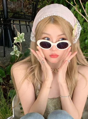 造型猫眼拍照凹椭圆太阳高级感白色旅游复古女潮款欧美眼镜潮墨镜