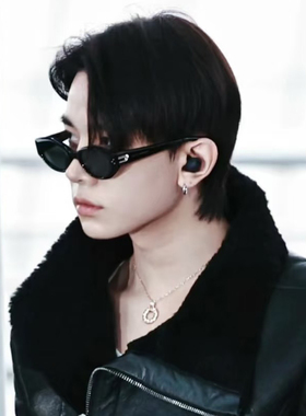 张凌赫同款黑色猫眼复古度假偏光墨镜女款潮y2k辣妹太阳眼镜春夏