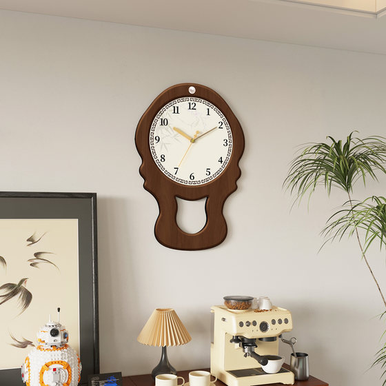 Medieval style quartz clock silent wall clock without punching