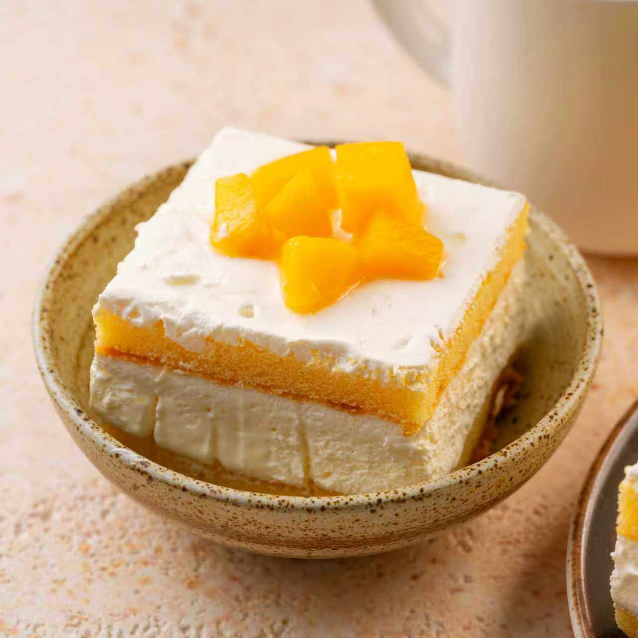 【冷链包邮】黄桃酸奶蛋糕 380g/盒 早餐 核实好收货信息下单哦~,淘宝优惠券,粉丝福利购,淘宝优惠卷