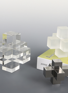 轻奢3D几何立体十字架水晶摆件